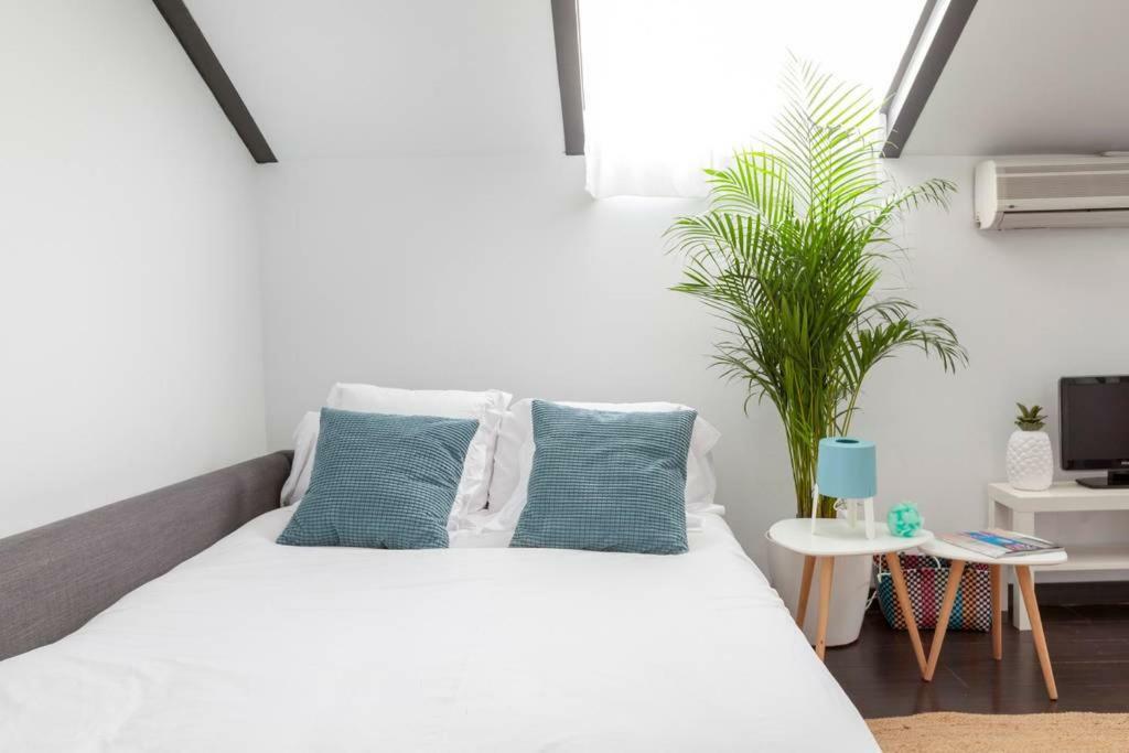 Stunning Newly Refurbished Loft At Malasaña's Heart Apartamento